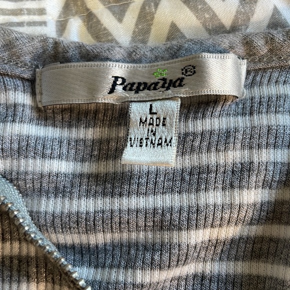 Striped Tank Top - Picture 5 of 5